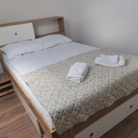 Πανσιόν Guesthouse