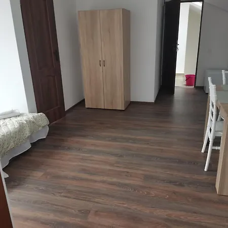 Guesthouse בית הארחה *