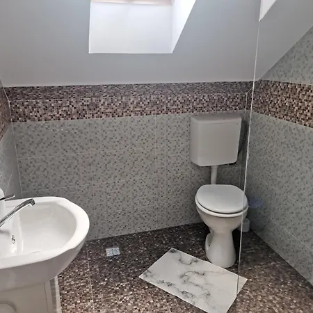 招待所 Guesthouse