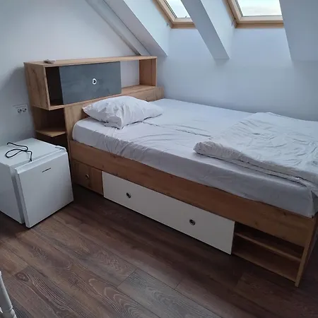 Πανσιόν Guesthouse